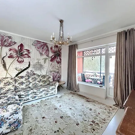 Elegant Terrace - Steps From The Sea * Narva-Jõesuu