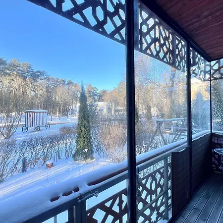 Apartment Elegant Terrace - Steps From The Sea *