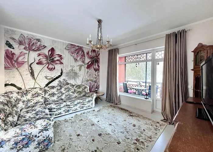 Elegant Terrace - Steps From The Sea * Narva-Jõesuu