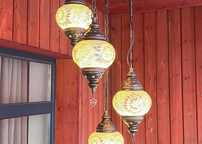 Apartment Elegant Terrace - Steps From The Sea