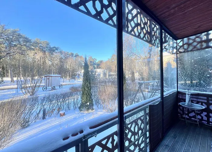 Apartment Elegant Terrace - Steps From The Sea *