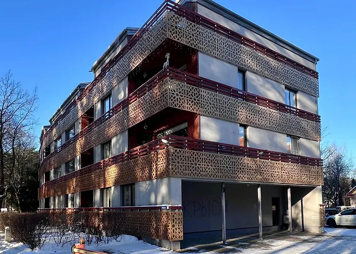 Apartment Elegant Terrace - Steps From The Sea